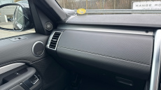 Land Rover Discovery 3.0 D300 R-Dynamic SE 5dr Auto Diesel Station Wagon